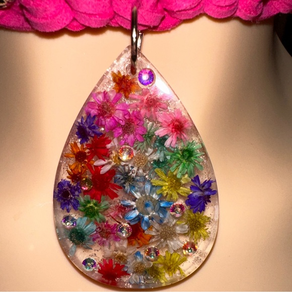 Daisies & Crystals Pink Vegan Suede Beaded Choker - Picture 2 of 7